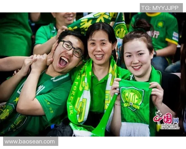 北京足球队意识争议引发热议球迷与专家观点碰撞的背后故事