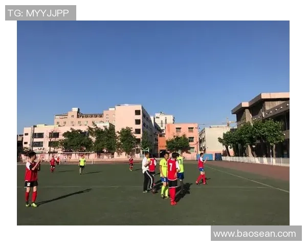 济钢高中足球队奋勇争先展现青春风采助力校园文化建设与体育精神传承